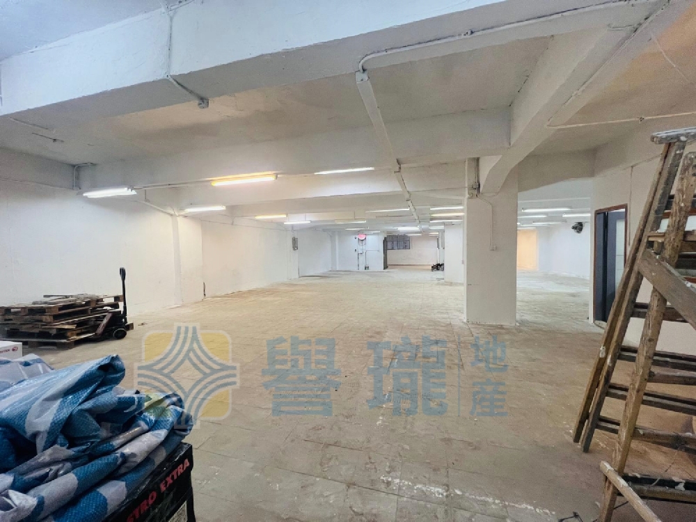 華隆工業大廈
