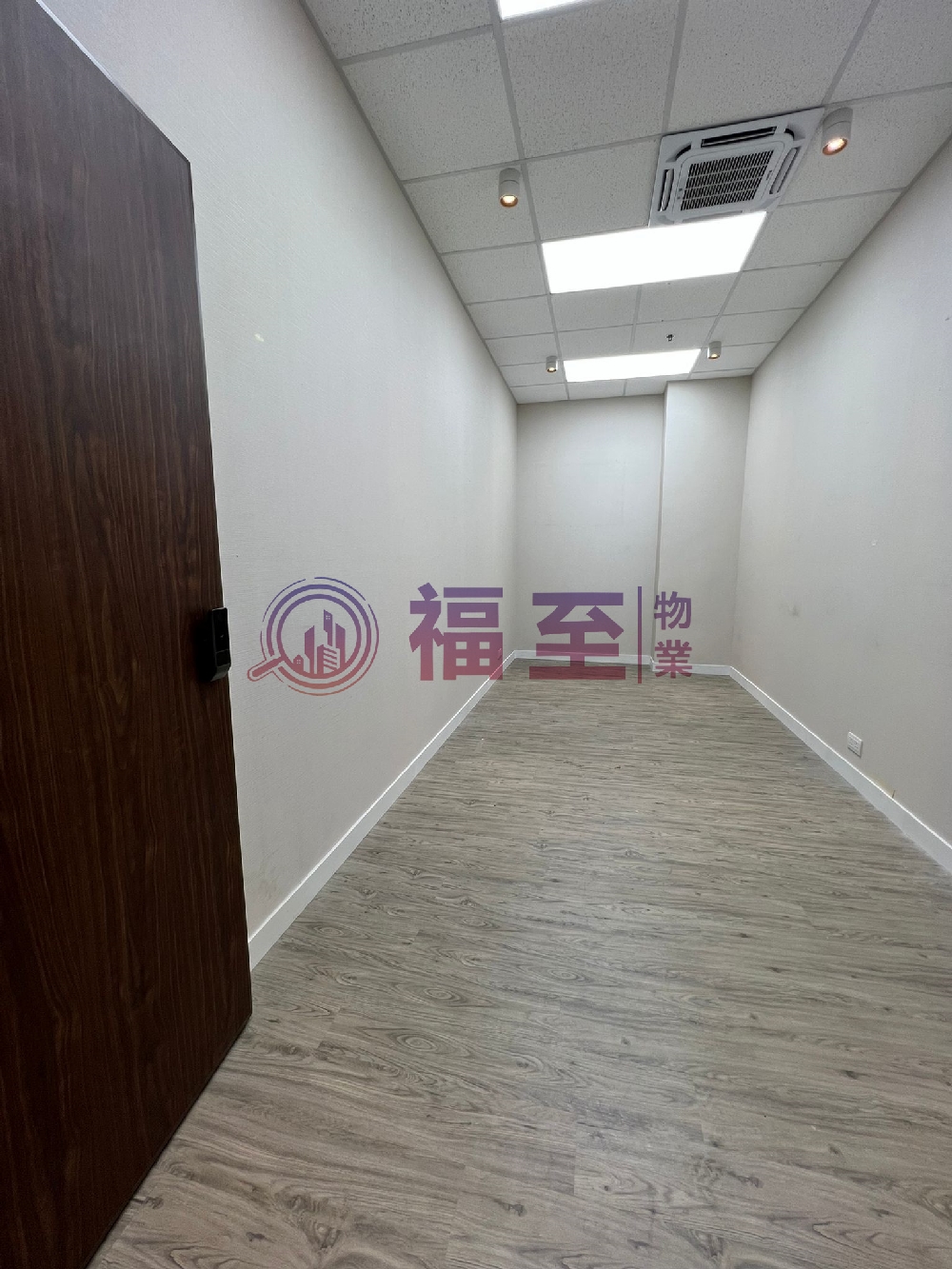 金百盛中心